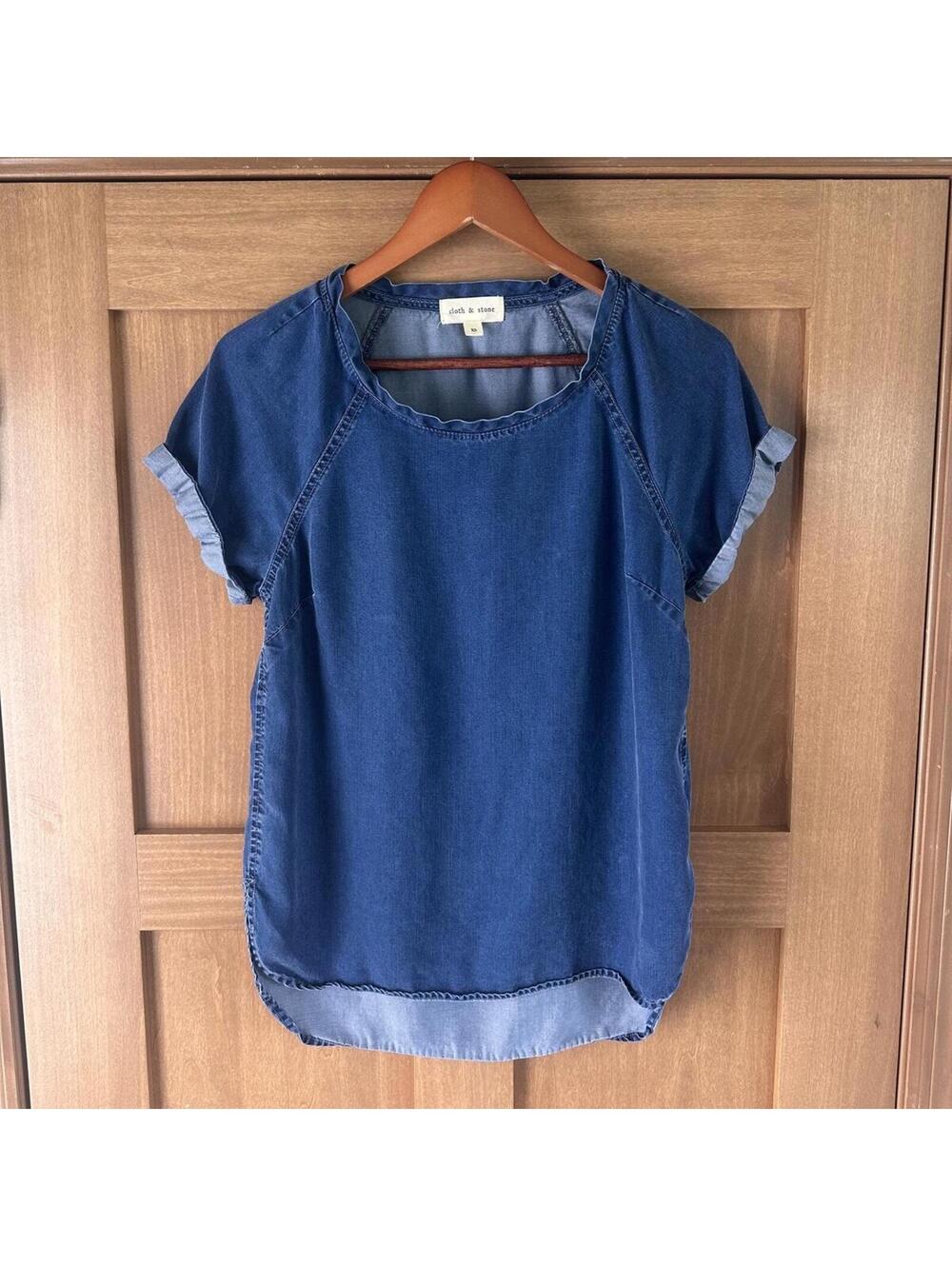 Cloth & Stone Anthropologie Denim Chambray Hi / Low Hem Shirt Top Women’s XS
